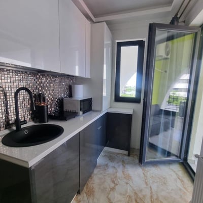 Rent of a comfortable furnished 2-room apartment, 56 m², Mamaia, Constanța, Romania